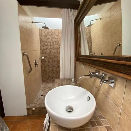 Suite Don Pedro: Hermoso Loft Con Parqueo Gratis! Antigua Exterior photo