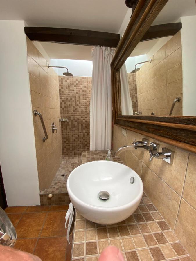 Don Pedro: Hermoso Loft Con Parqueo Gratis!